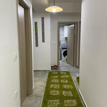Tuse Lux * Üsküp