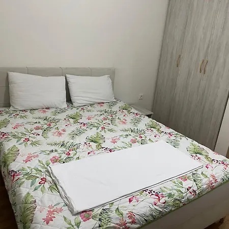 Tuse Lux Appartement *